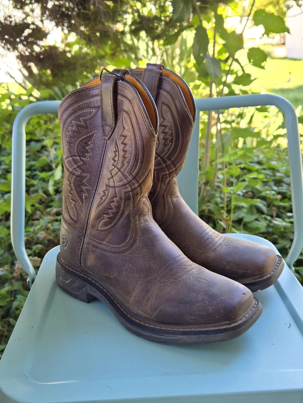 Ariat Brown Embroidered Leather Cowboy Boots